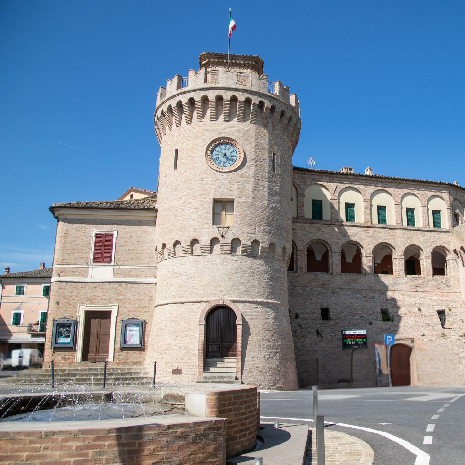 Musei e Teatro di Montecarotto
